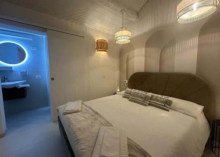 아파트 Palmitas, Casettina Indipendente Con Giardino 리치오네