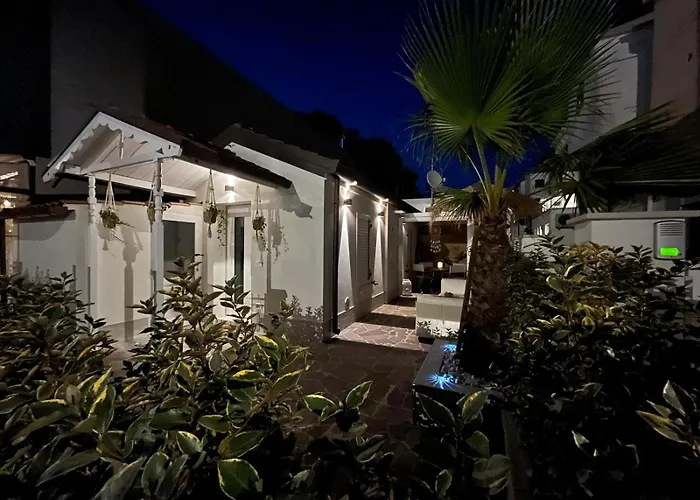 Palmitas, Casettina Indipendente Con Giardino